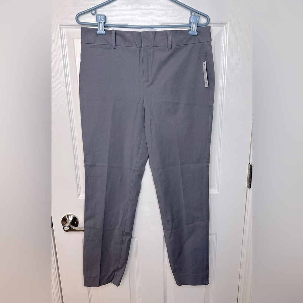 NEW Belk Crown & Ivy Cary Womens gray Pants‎ Size 8